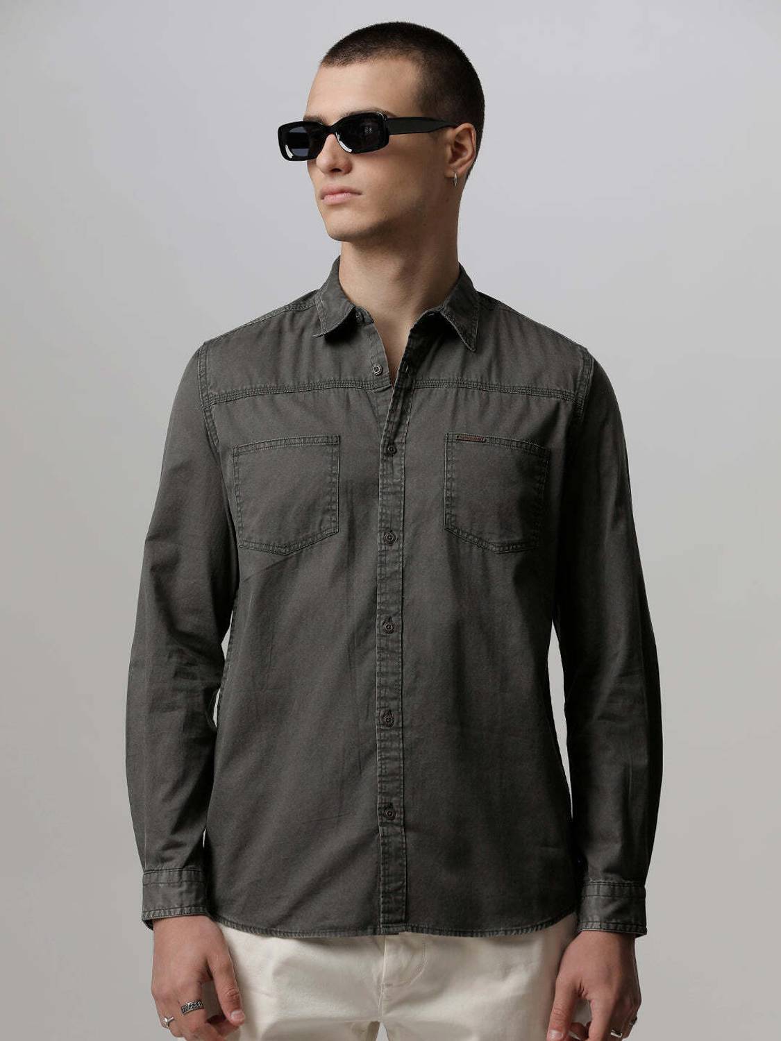 THE BEAR HOUSE Men Solid Casual Grey Shirt