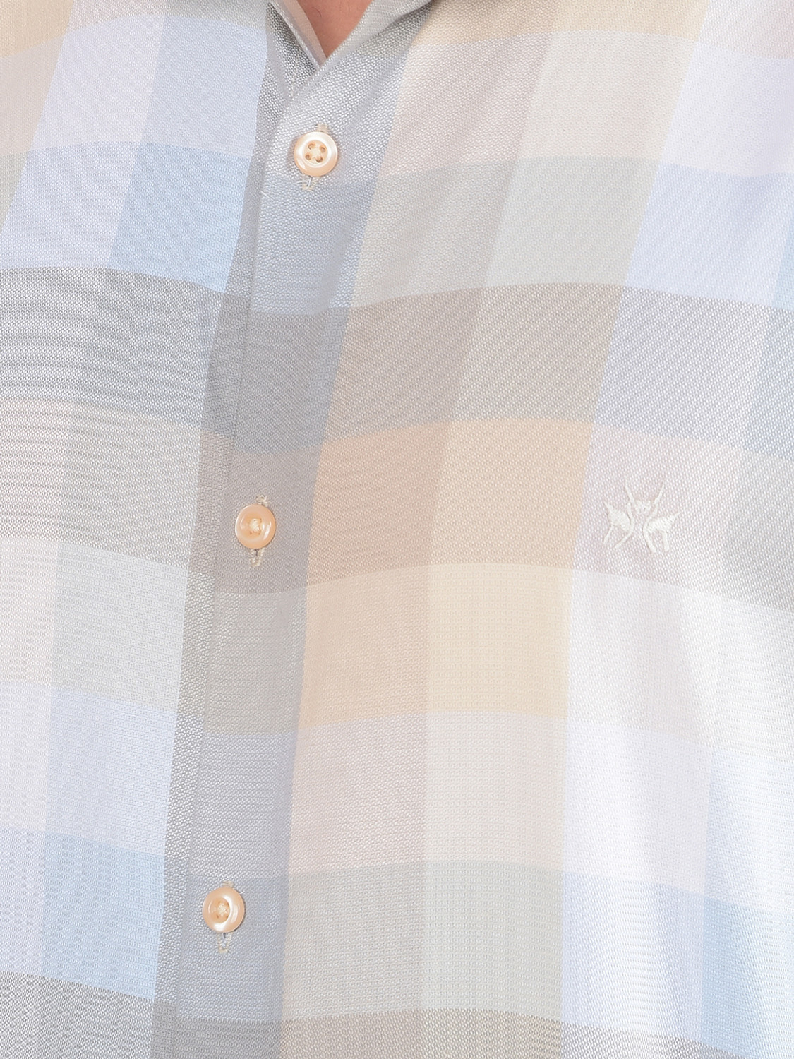 Image of CRIMSOUNE CLUB Men Slim Fit Checkered Spread Collar Casual Shirt