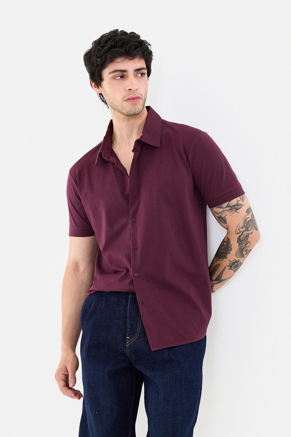 Image of Snitch Men Regular Fit Solid Spread Collar Casual Shirt
