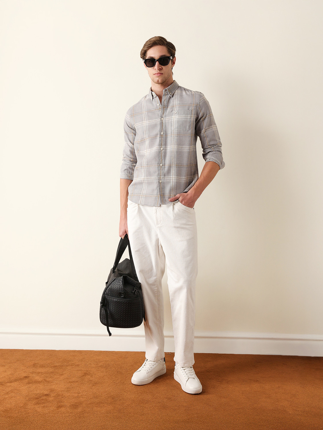 Image of THE BEAR HOUSE Men Checkered Casual Grey Shirt