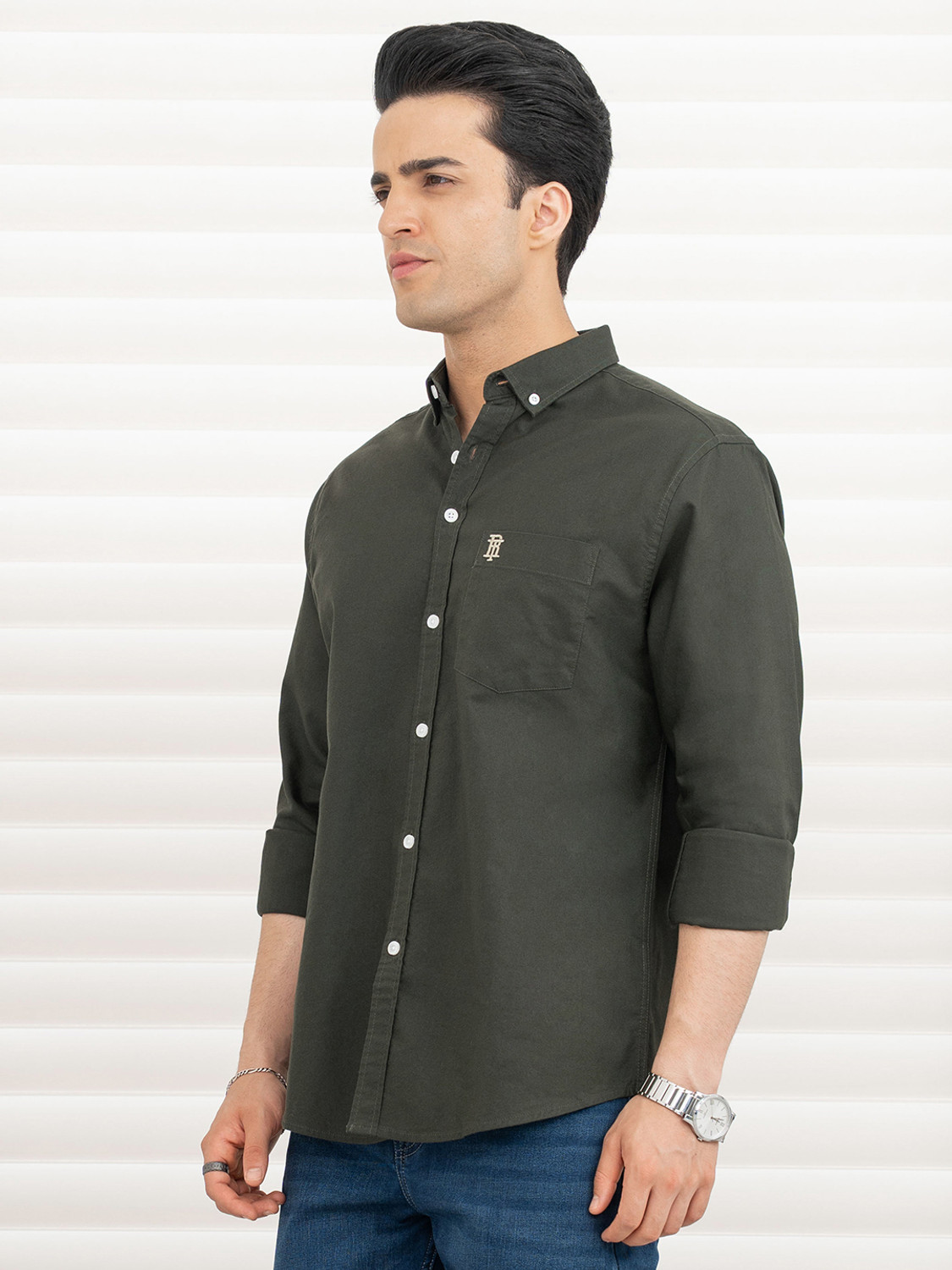 Image of RED TAPE Men Solid Casual Green Shirt