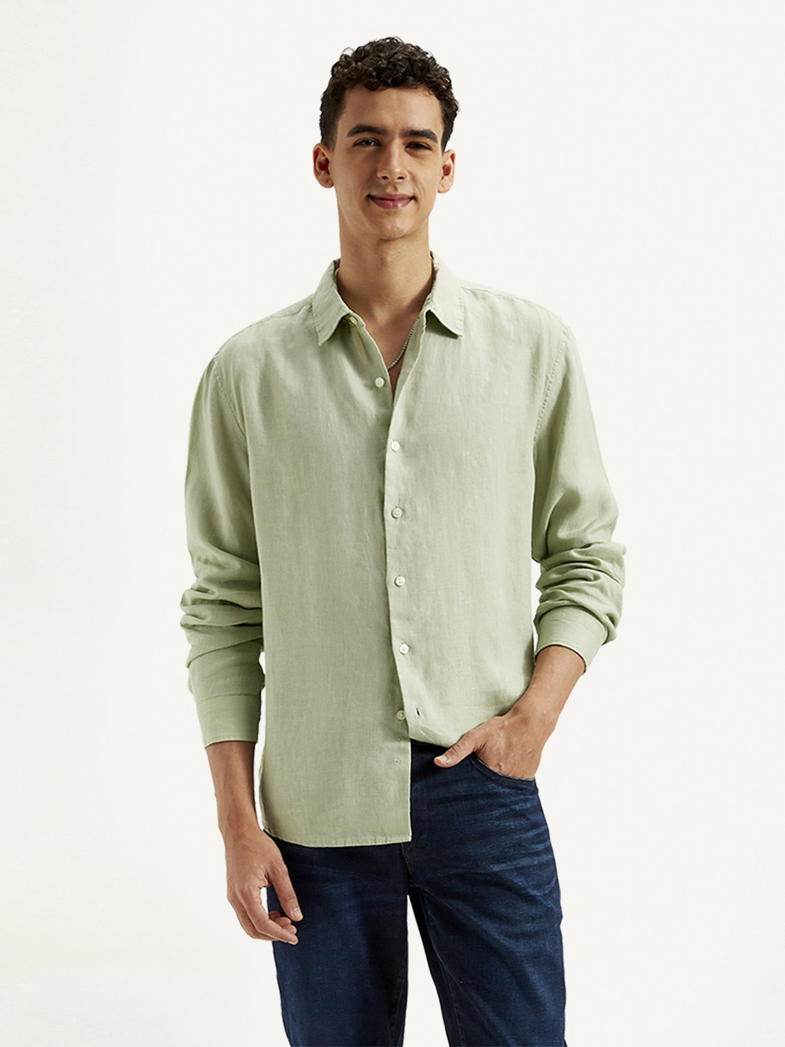 Image of LEVI'S Men Solid Casual Light Green Shirt