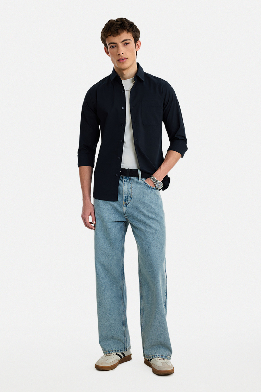 Image of Snitch Men Slim Fit Solid Spread Collar Casual Shirt
