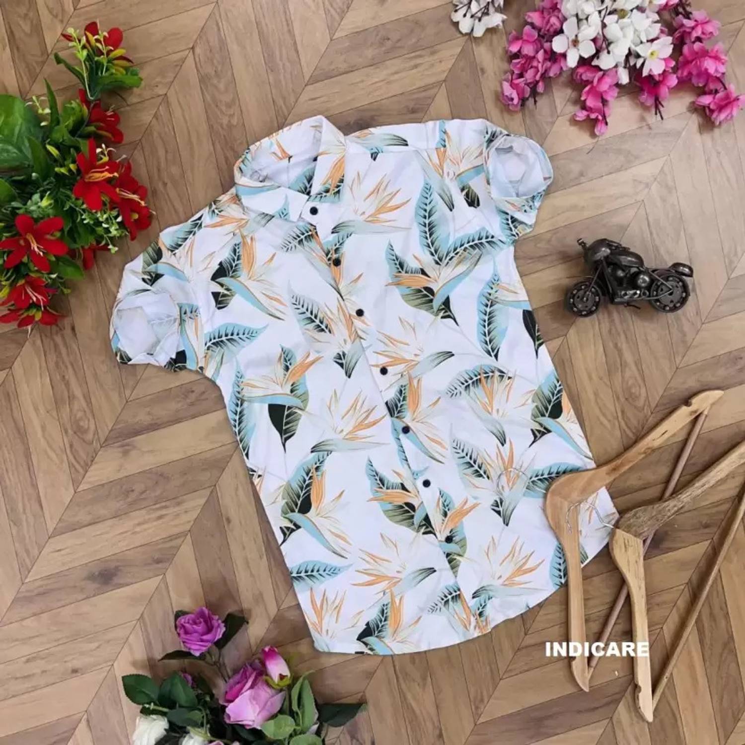 Solbiza Men Regular Fit Printed Slim Collar Casual Shirt