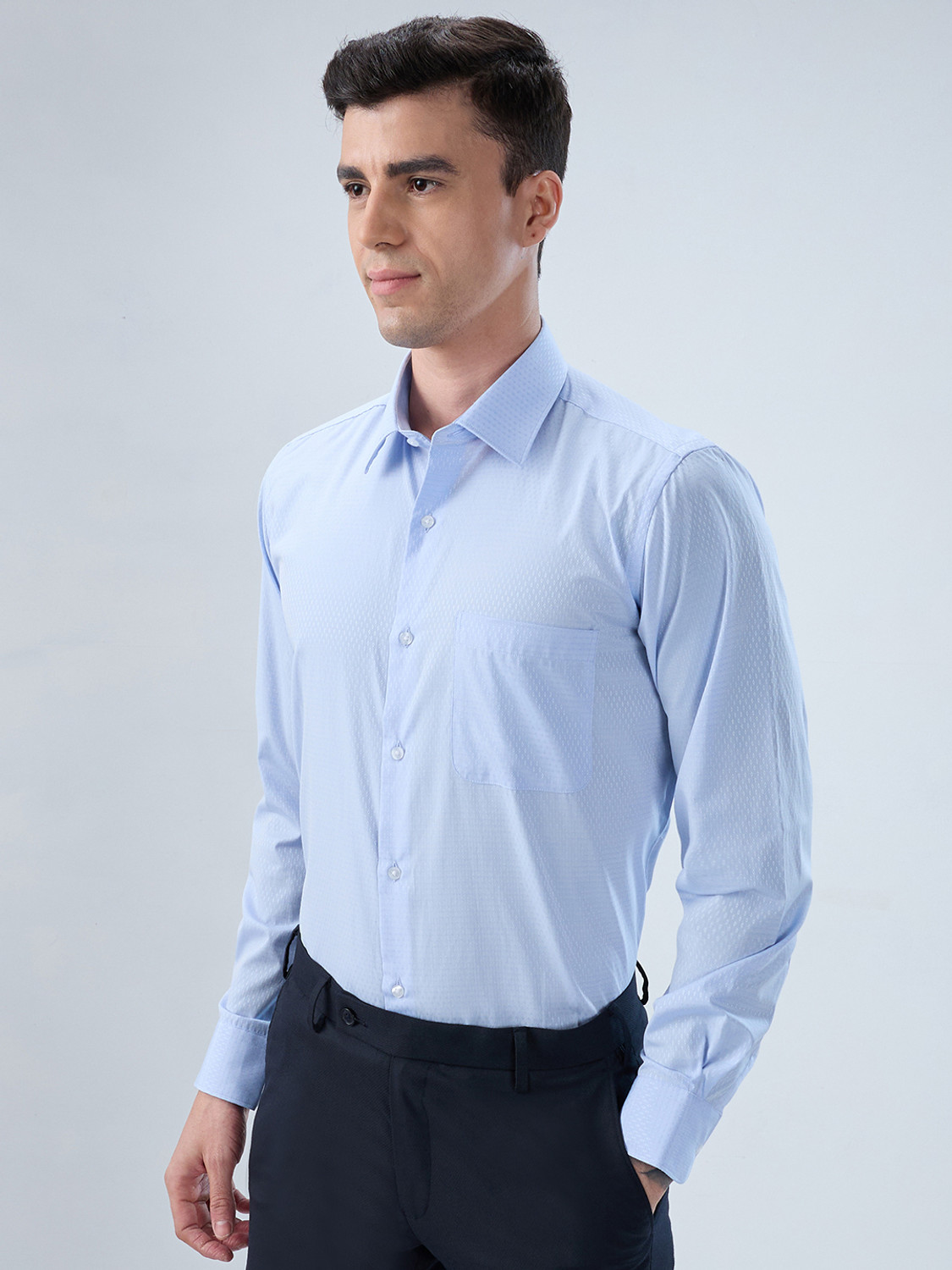 Image of PARK AVENUE Men Solid Casual Blue Shirt