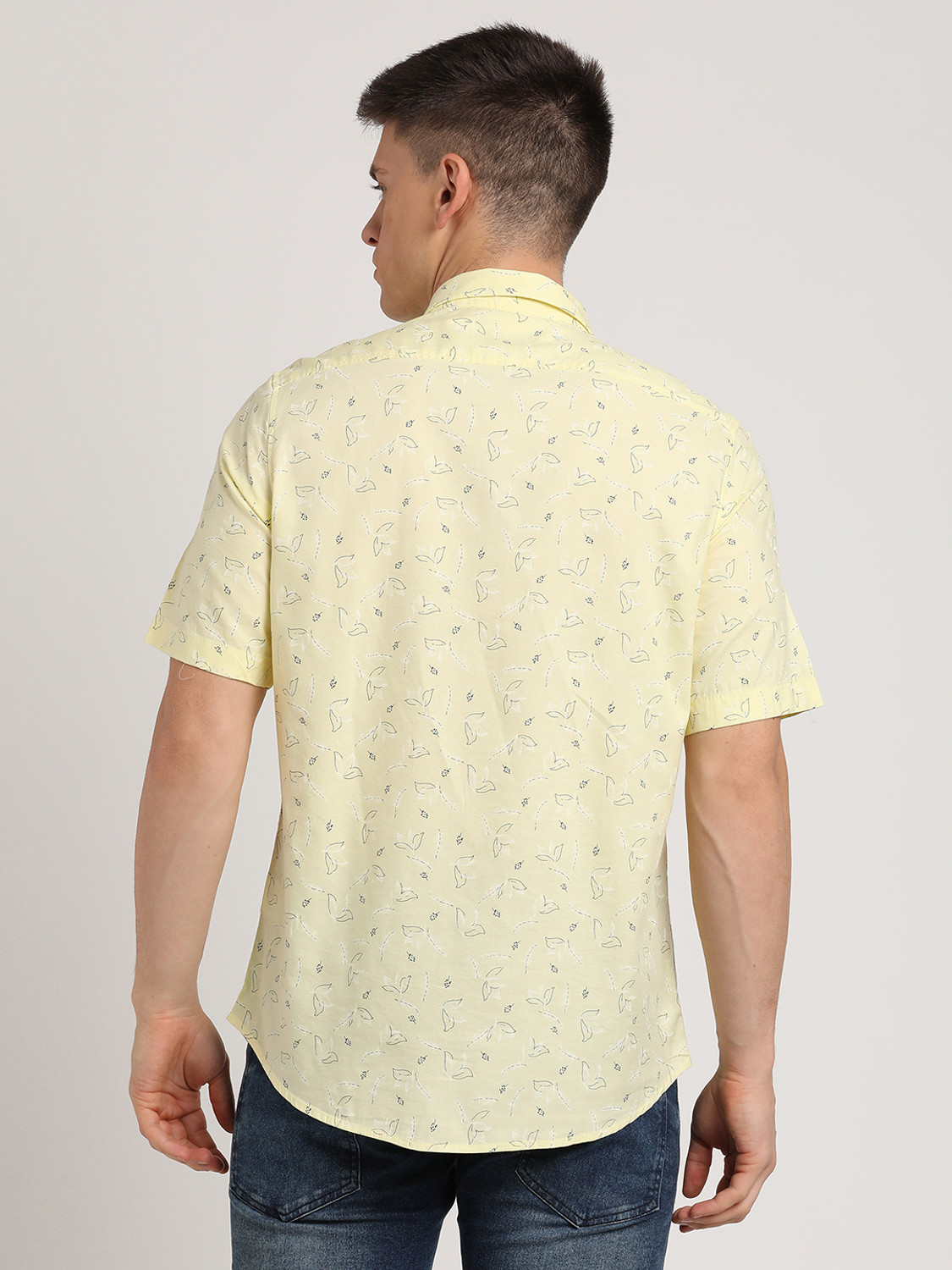 Image of TURTLE Men Printed Casual Yellow Shirt