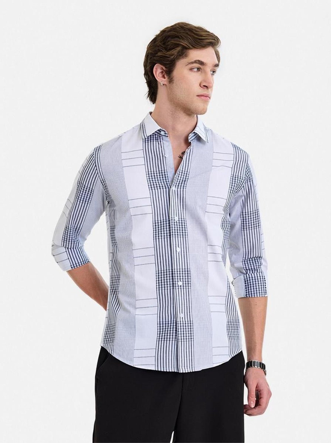 Snitch Men Checkered Casual White Shirt