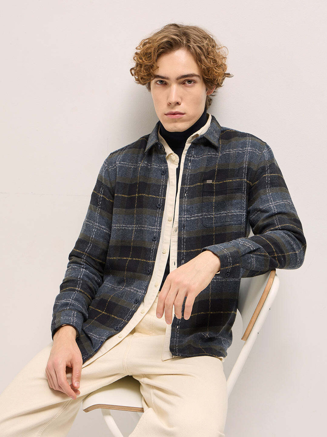 Image of THE BEAR HOUSE Men Checkered Casual Black, Grey Shirt