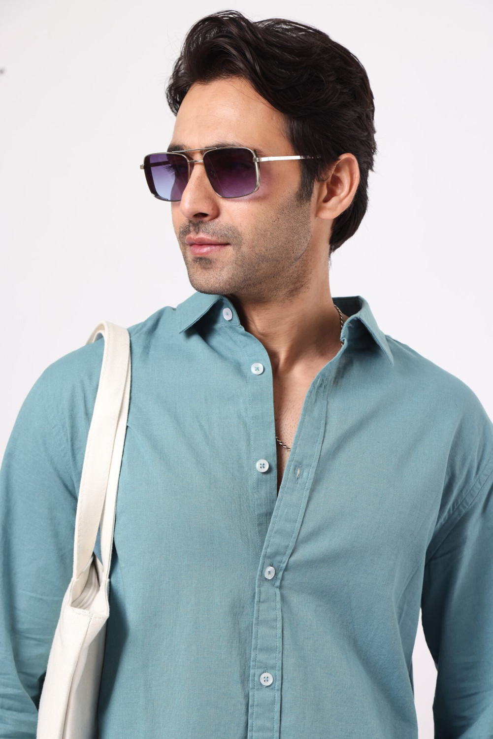 Image of MANIAC Men Solid Casual Blue Shirt