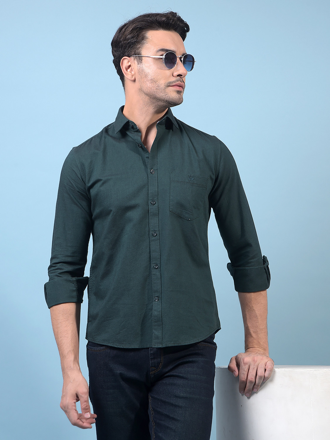 Image of CRIMSOUNE CLUB Men Solid Casual Green Shirt