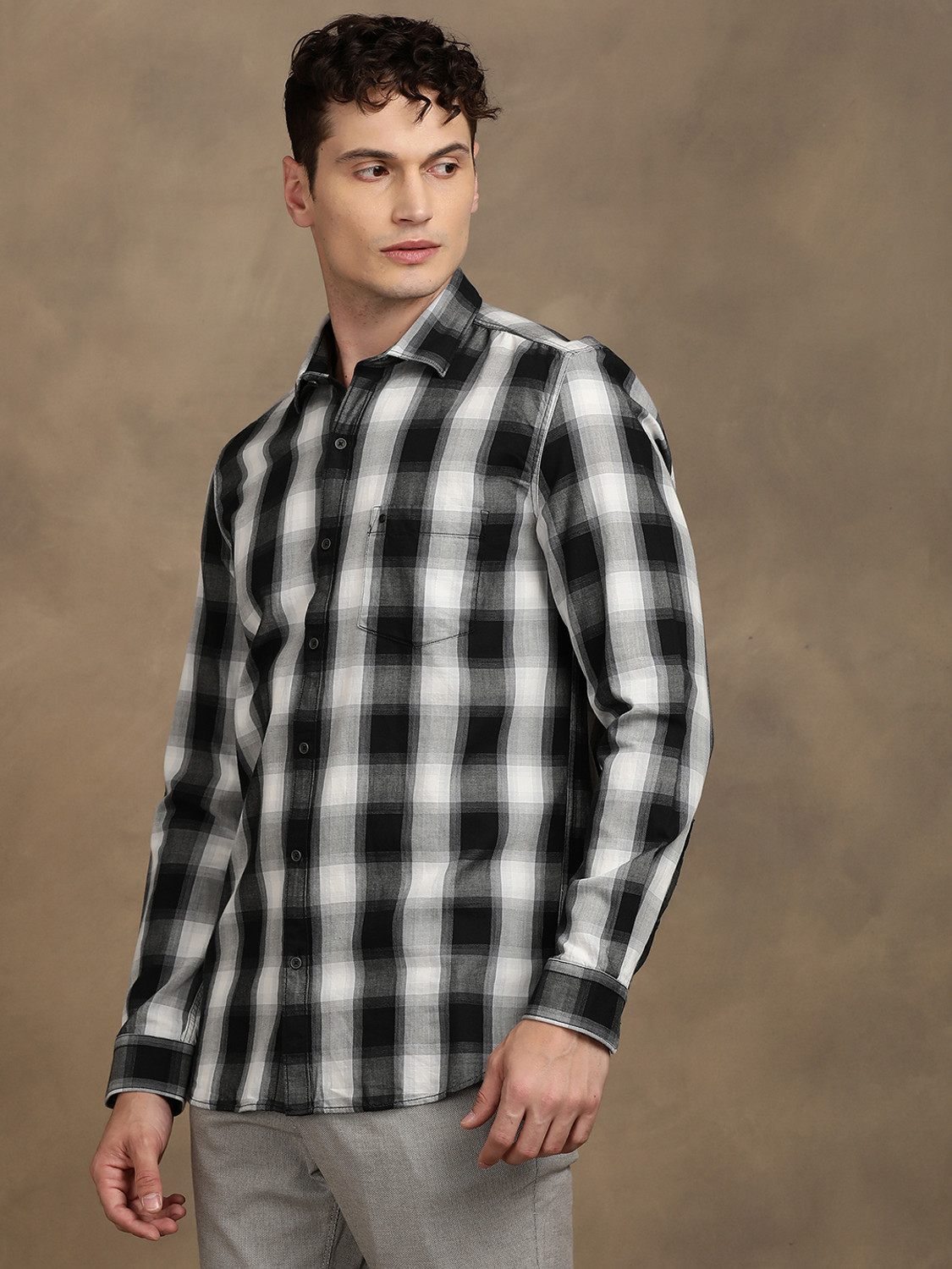 Image of TURTLE Men Checkered Casual Grey Shirt