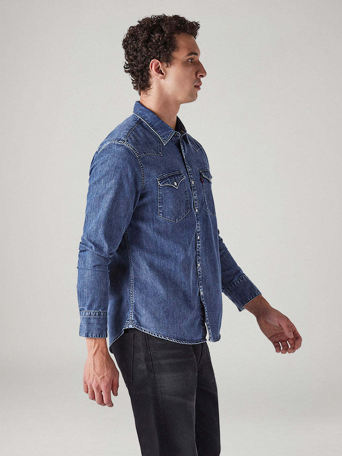 Image of LEVI'S Men Solid Casual Blue Shirt