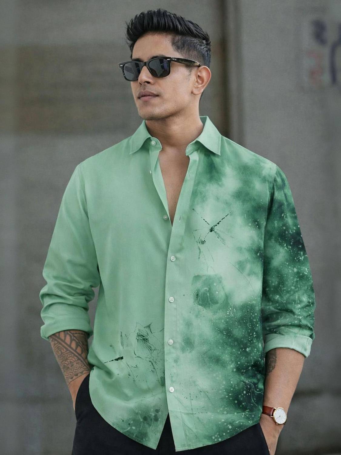 Inspiration Men Green Printed Casual Shirt - Image 1