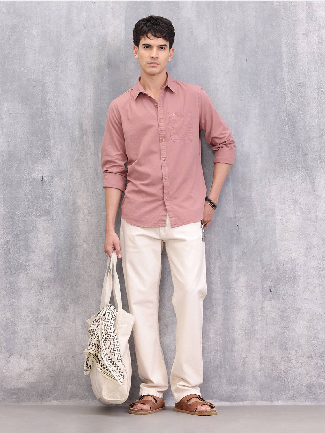 WROGN Men Solid Casual Pink Shirt - Image 2