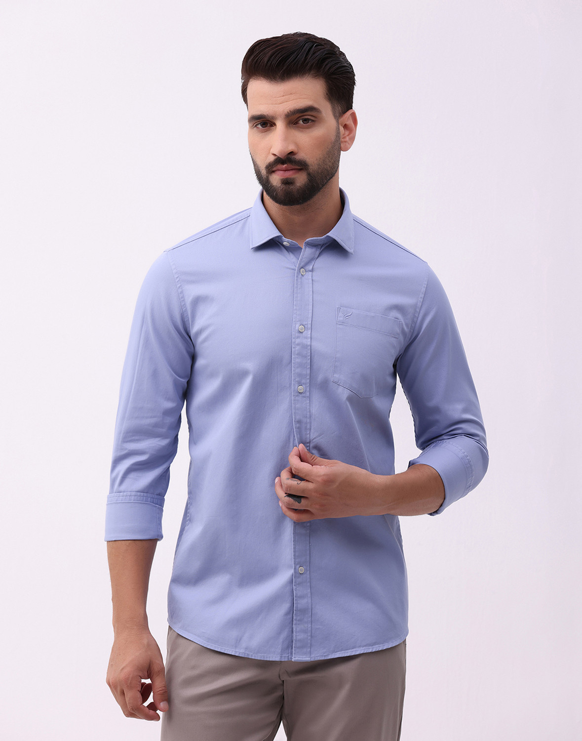 Image of Blackberrys Men Slim Fit Solid Cut Away Collar Casual Shirt