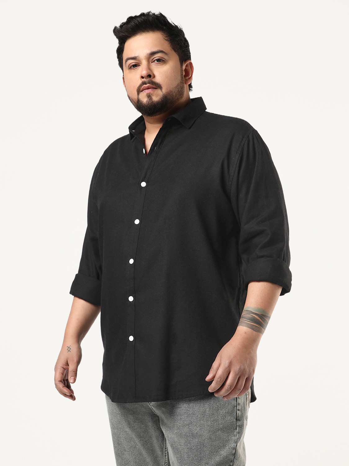 Image of Urbano Plus Men Solid Casual Black Shirt