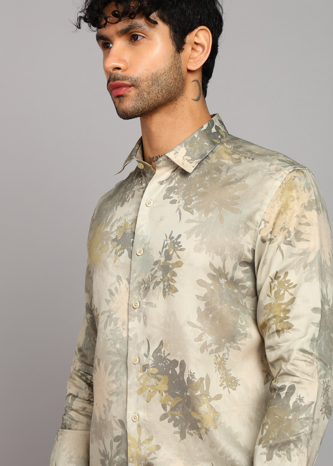 Image of FLYING MACHINE Men Printed Casual Green Shirt