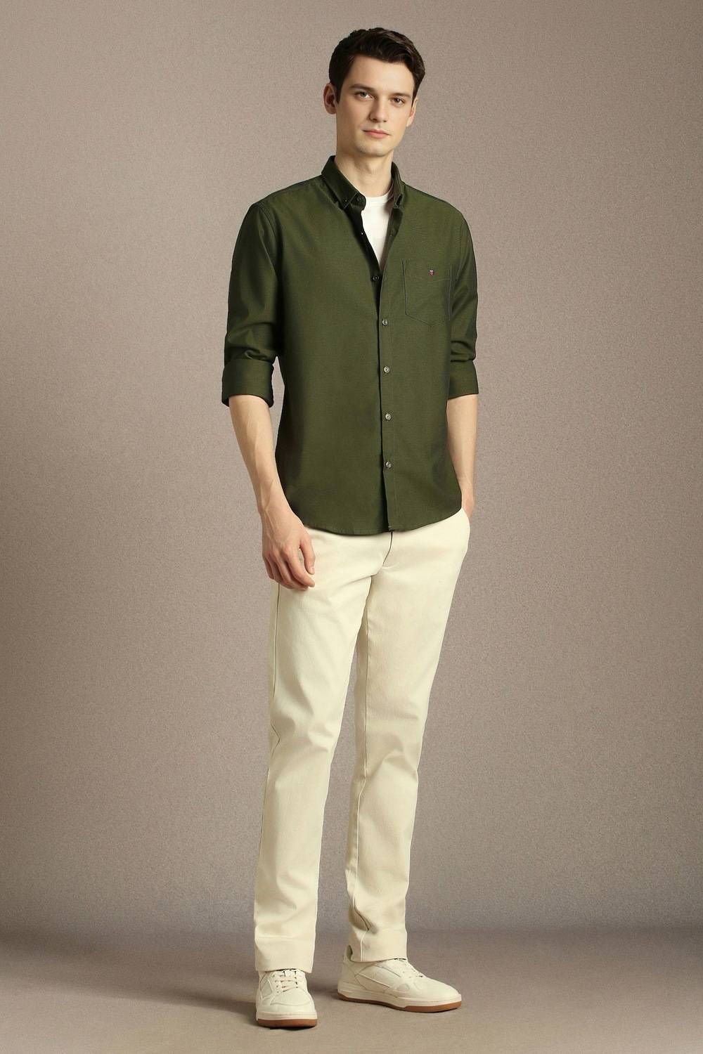 Louis Philippe Men Solid Casual Green Shirt - Image 2