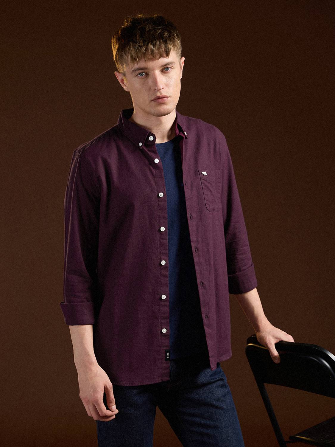 THE BEAR HOUSE Men Solid Casual Maroon Shirt