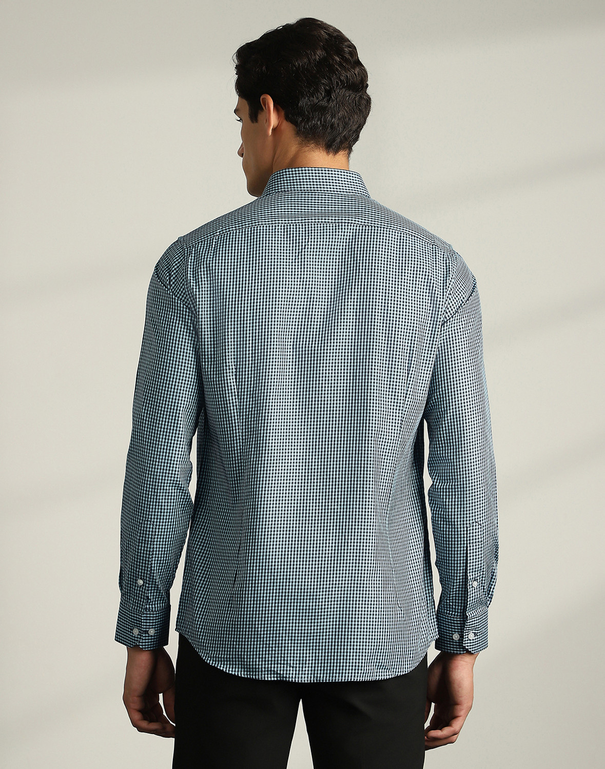 Image of VAN HEUSEN Men Checkered Formal Blue Shirt