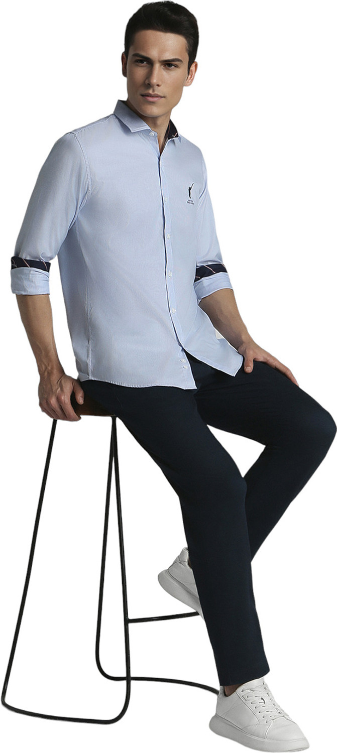 Image of PETER ENGLAND Men Solid Casual Blue Shirt