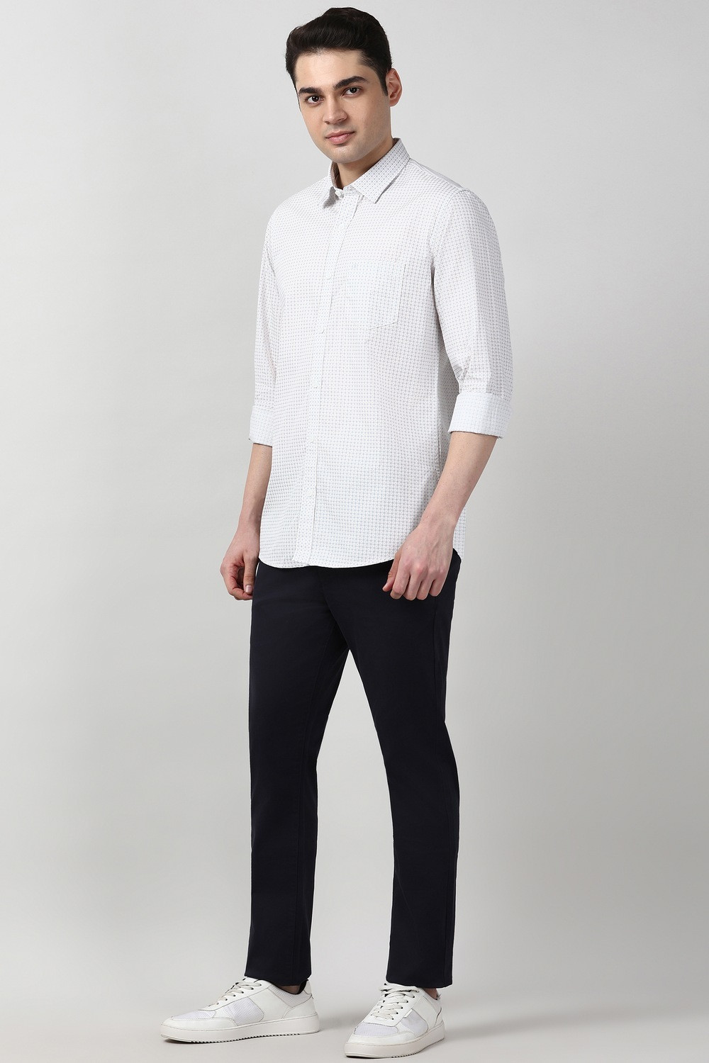 Image of PETER ENGLAND Men Slim Fit Printed Casual Shirt