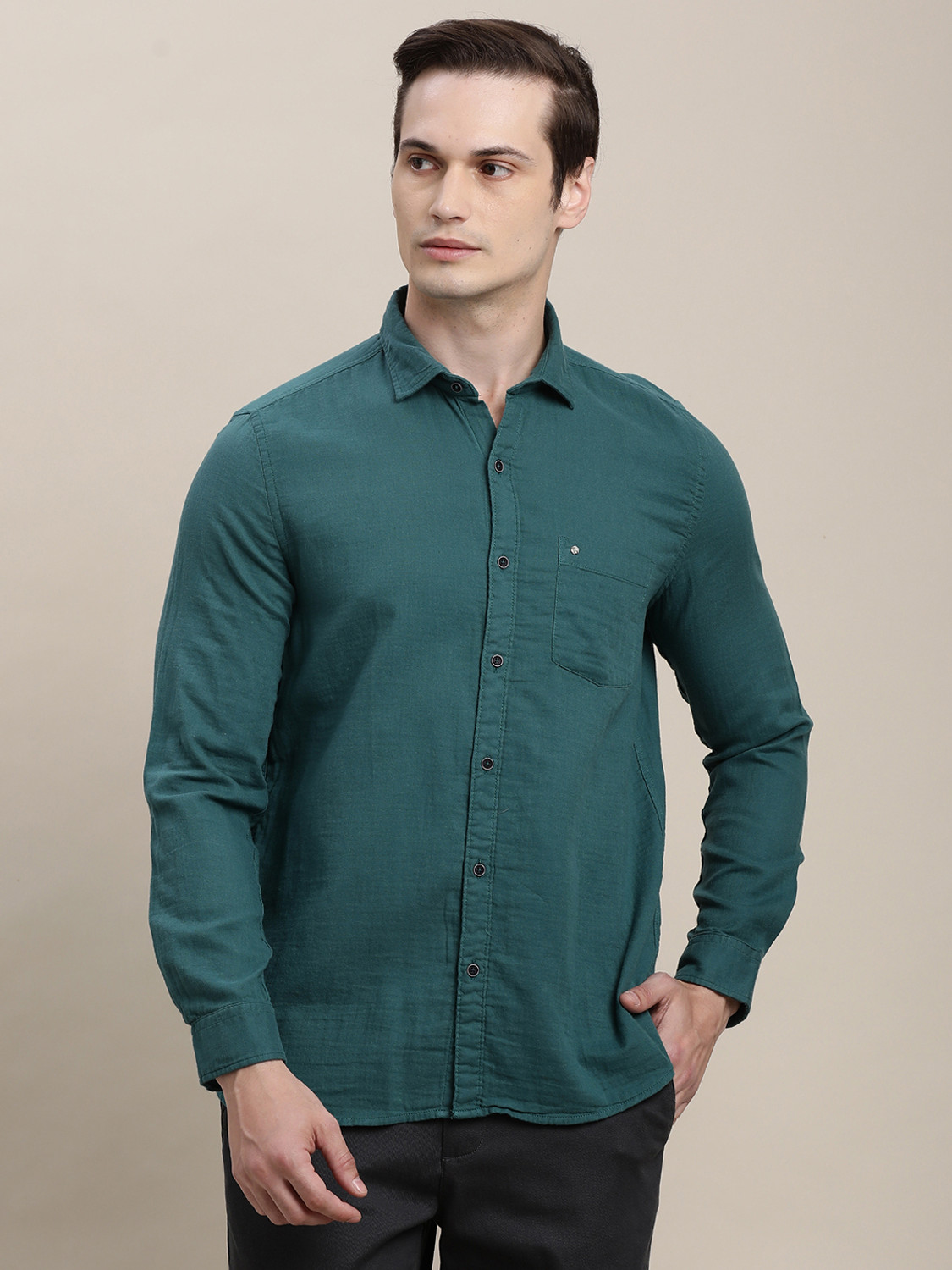 Image of TURTLE Men Solid Casual Green Shirt