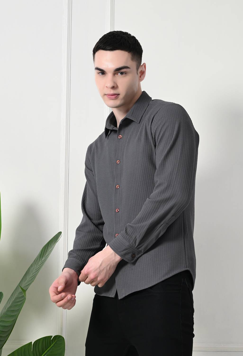 Gladly Men Solid Casual Grey Shirt
