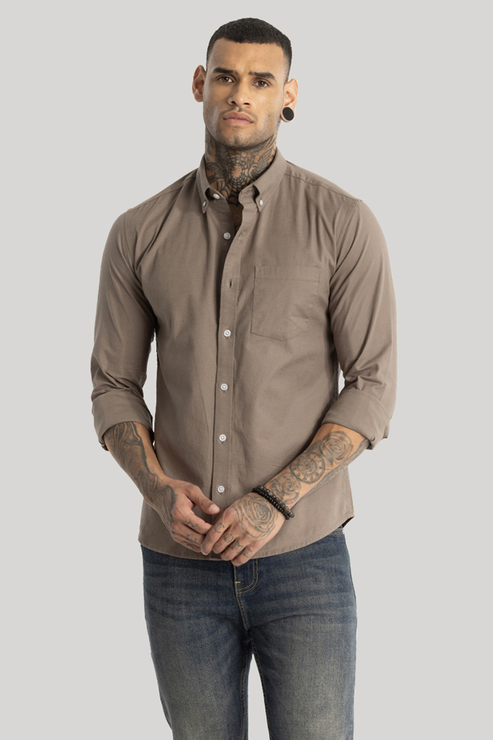 Snitch Men Solid Casual Brown Shirt