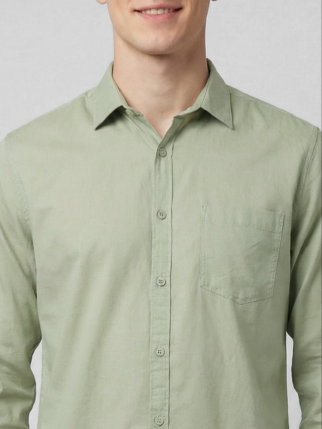 Image of R&B Men Solid Casual Green Shirt