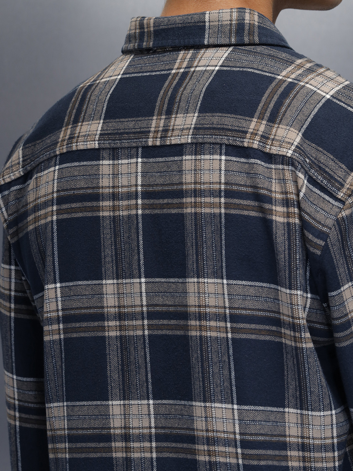 Image of WROGN Men Solid Casual Blue Shirt