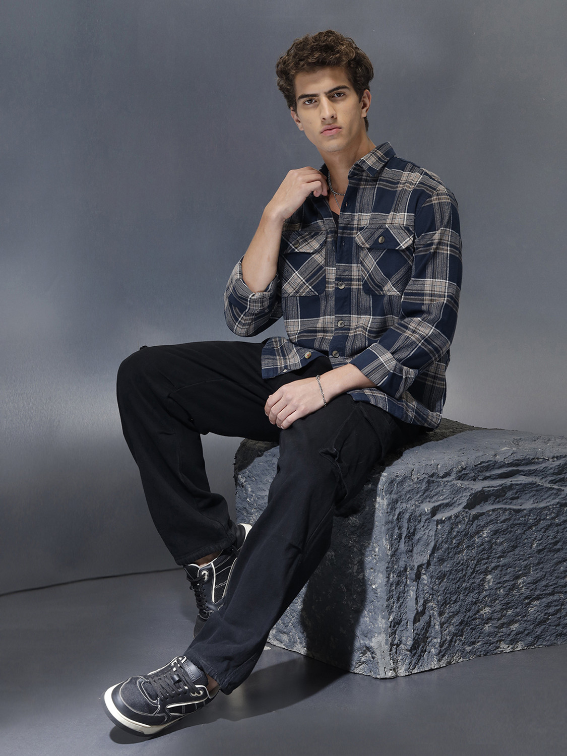 Image of WROGN Men Solid Casual Blue Shirt