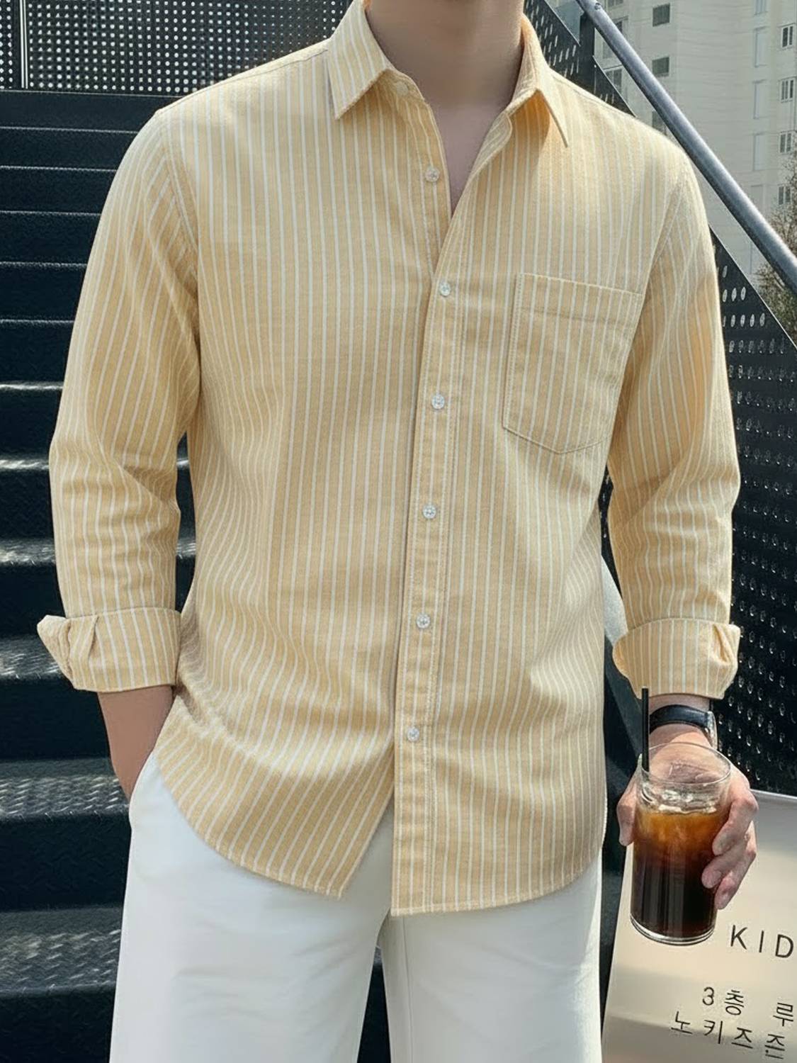 indossare Men Striped Casual Yellow Shirt