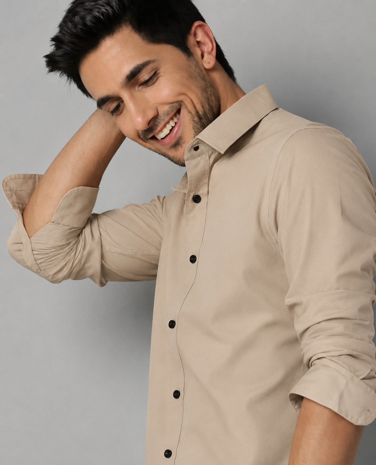 Image of GLOREN Men Solid Casual Cream Shirt
