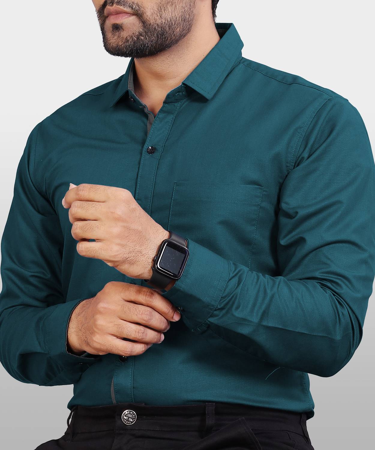 METRONAUT Men Regular Fit Solid Spread Collar Casual Shirt