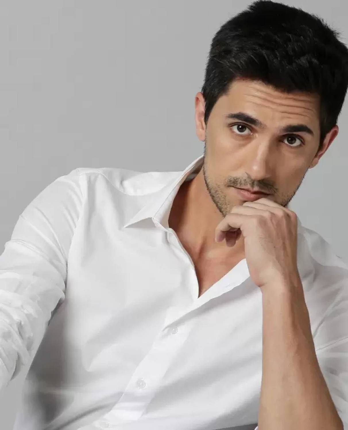 GLOREN Men Solid Casual White Shirt - Image 5