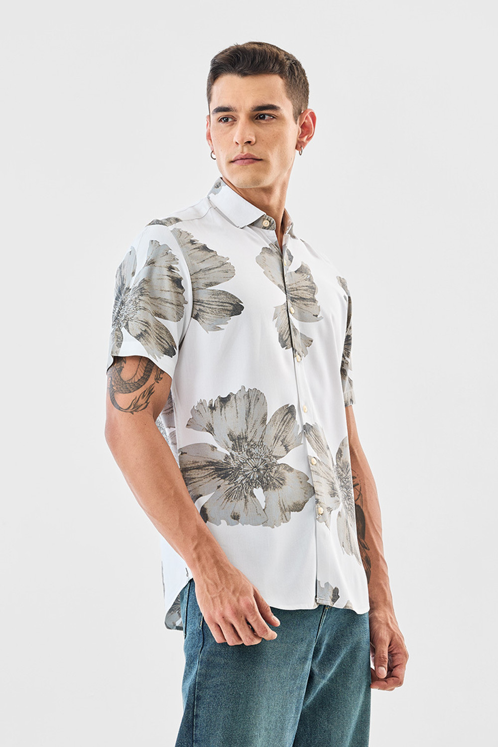 Image of Snitch Men Floral Print Casual White Shirt