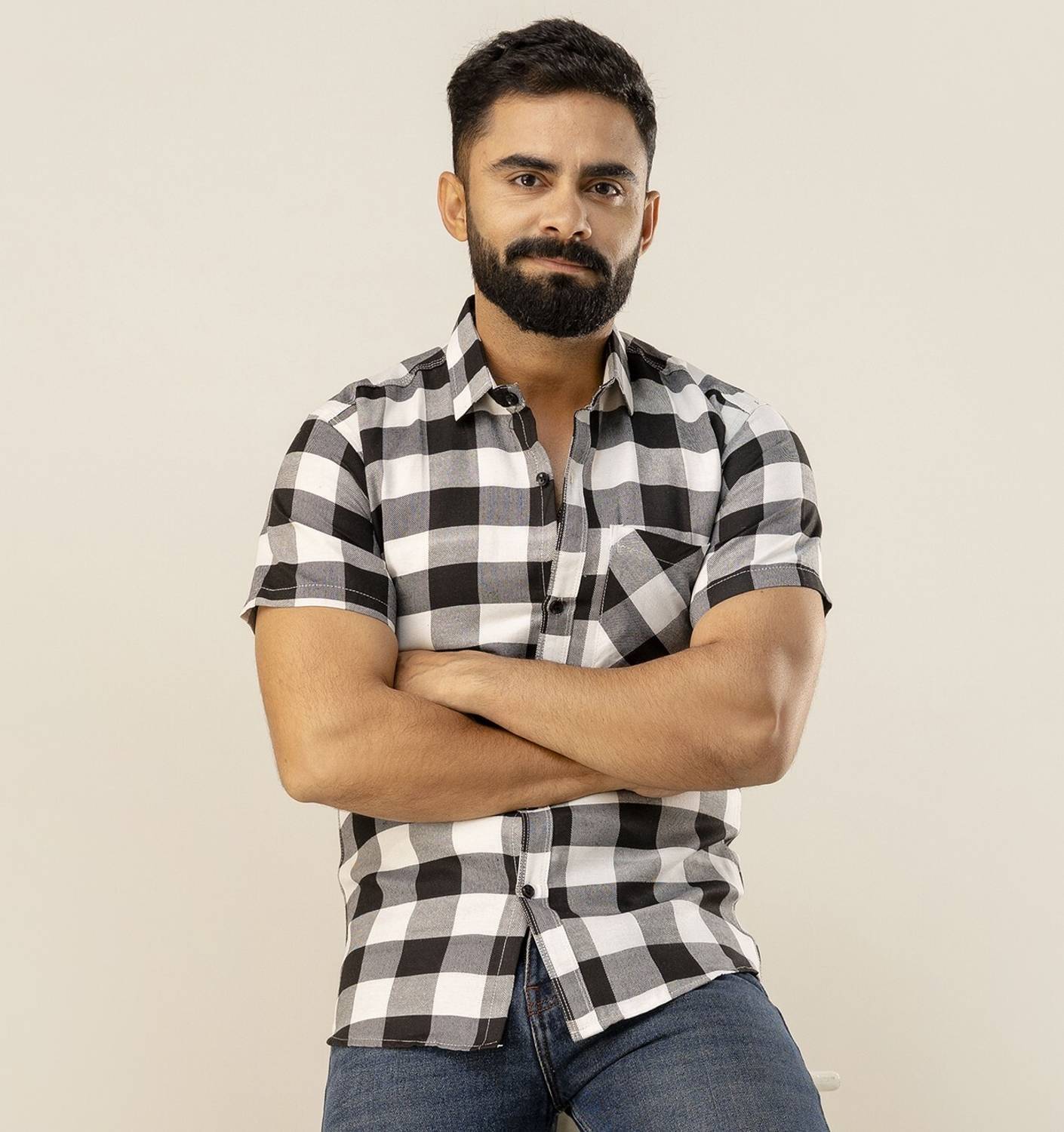 Auzanoor Collection Men Checkered Casual Black Shirt