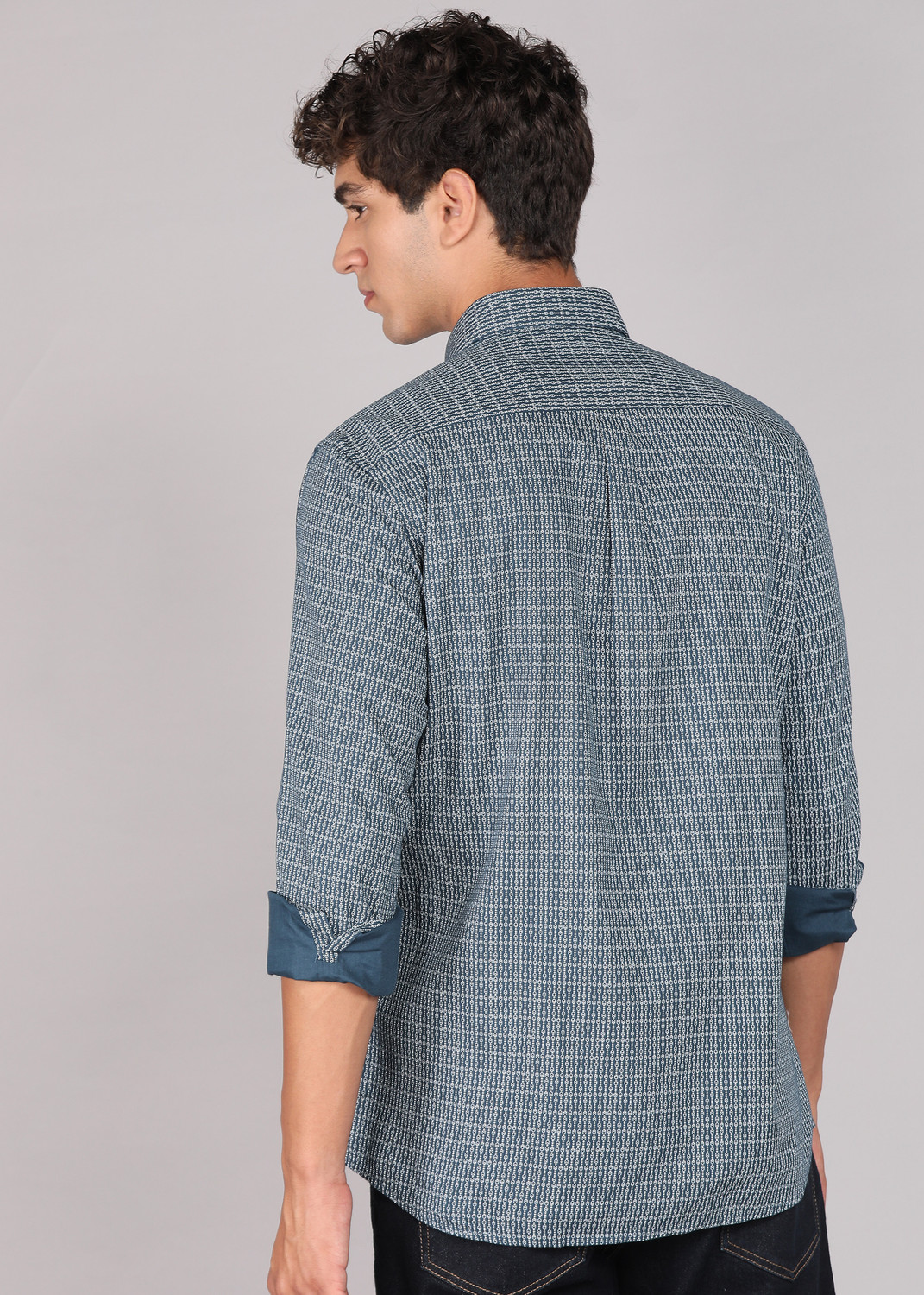 Image of VAN HEUSEN SPORT Men Printed Casual Dark Blue Shirt
