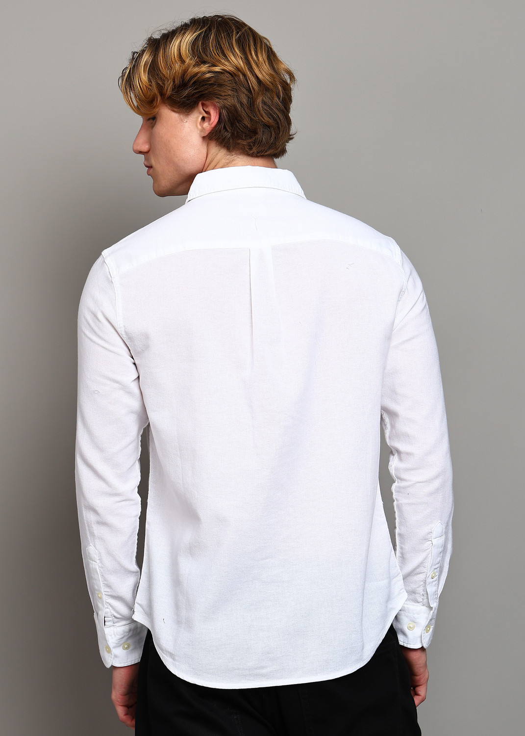 Image of LEVI'S Men Solid Casual White Shirt
