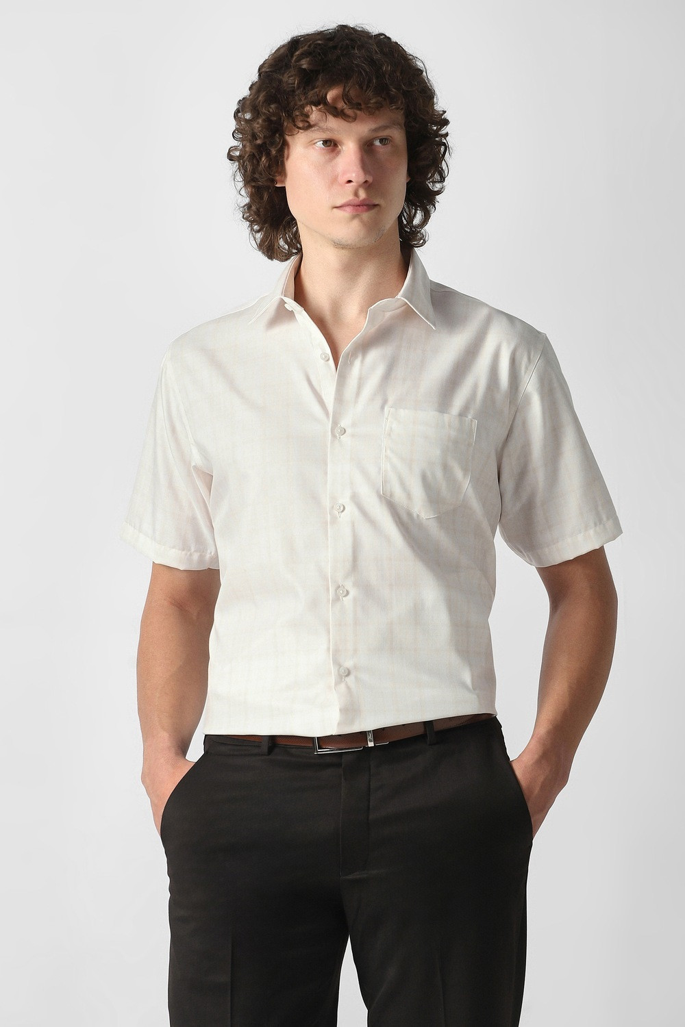 Image of VAN HEUSEN Men Comfort Fit Checkered Formal Shirt