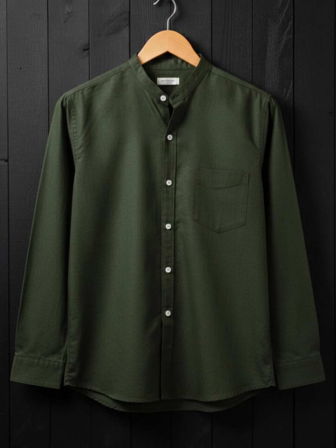 Image of Voroxy Men Solid Casual Green Shirt