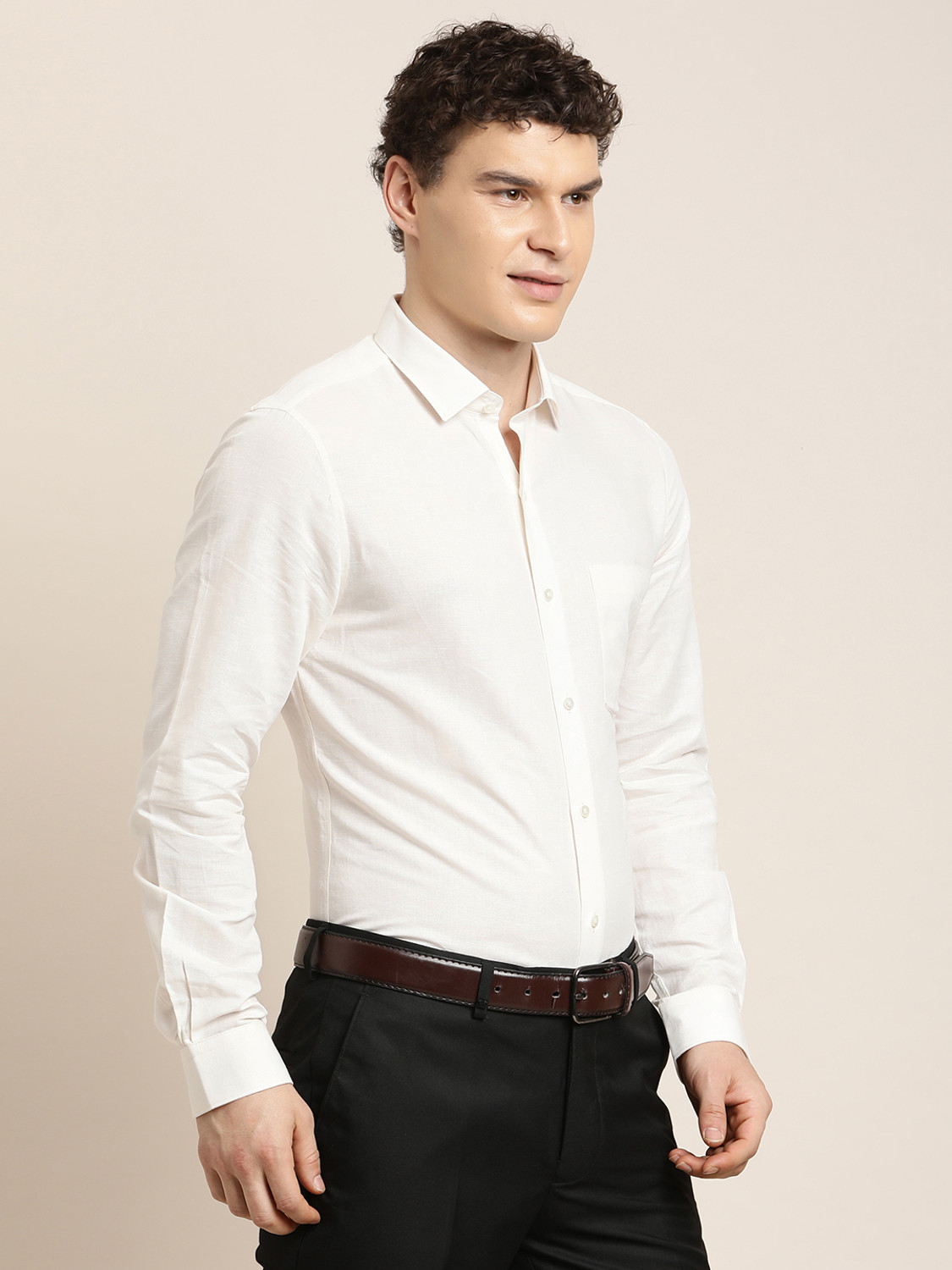 Image of TURTLE Men Slim Fit Solid Spread Collar Formal Shirt