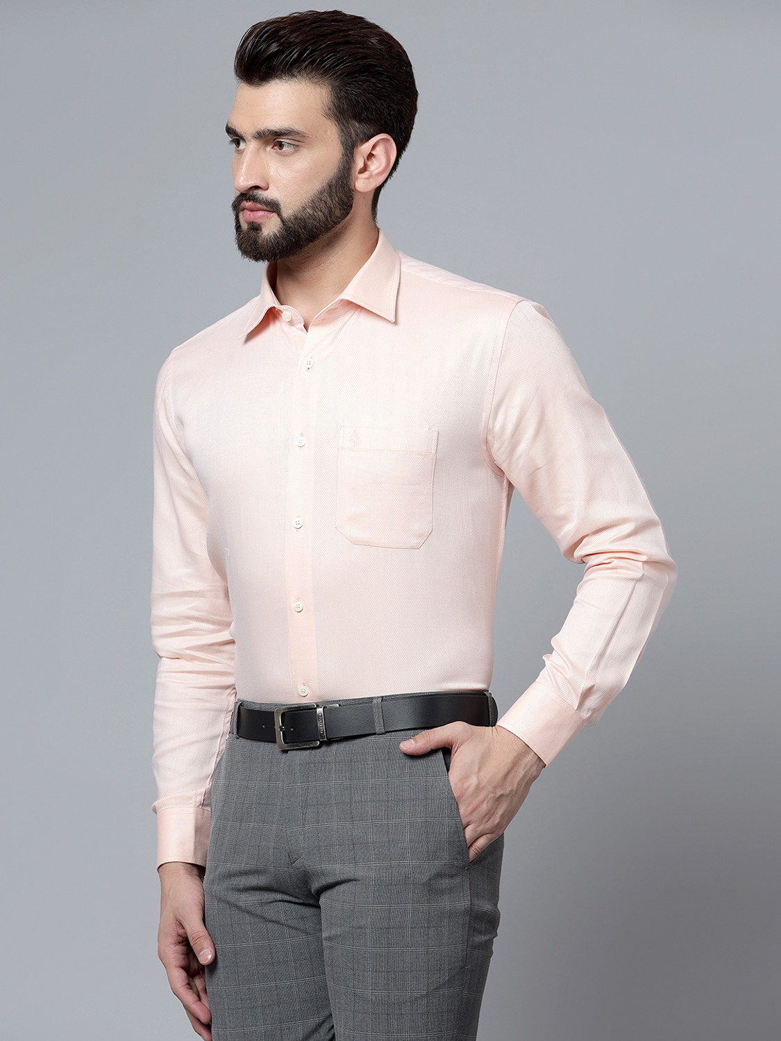 Image of CANTABIL Men Regular Fit Solid Spread Collar Formal Shirt