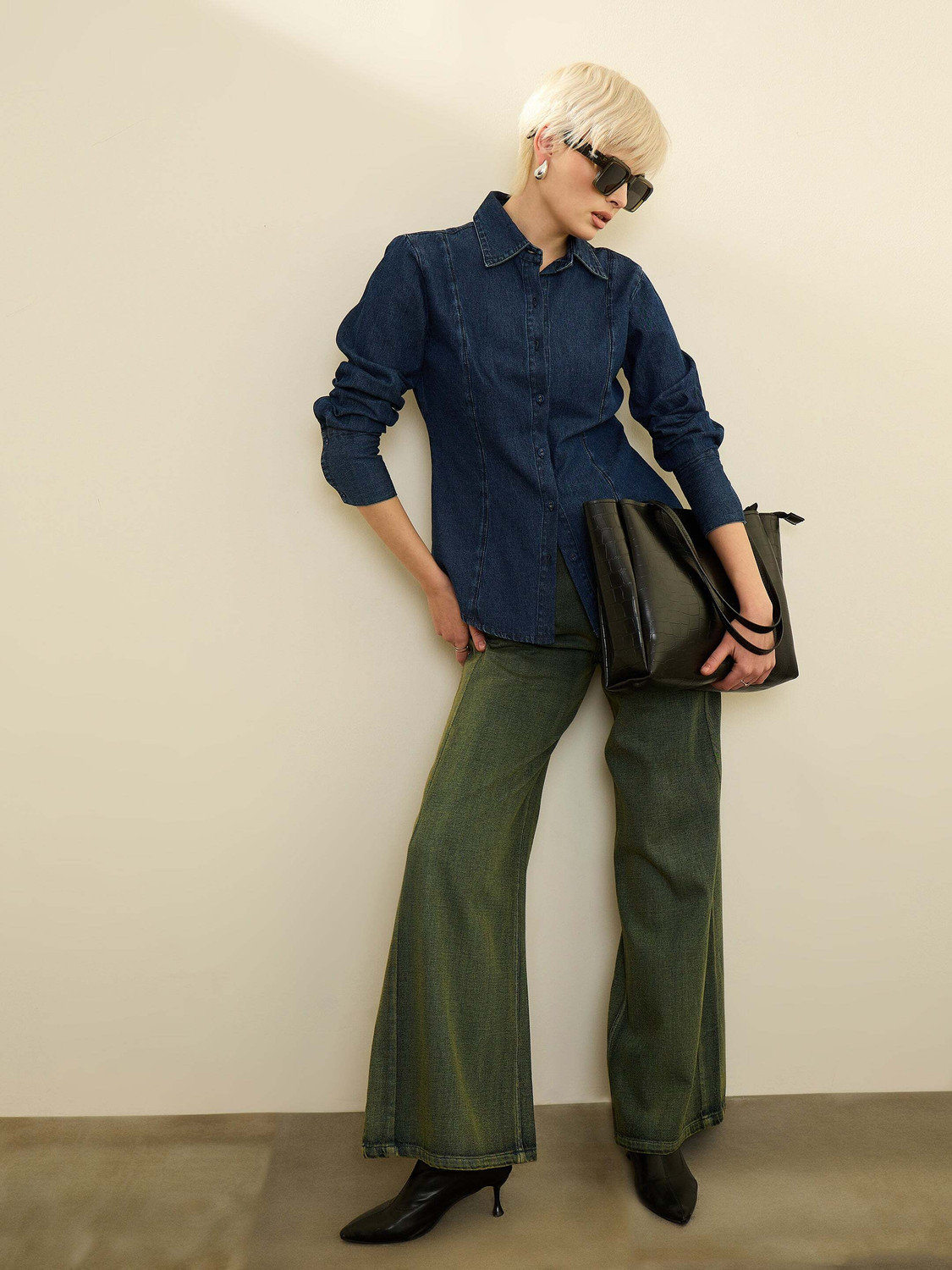 Image of SASSAFRAS Women Solid Casual Dark Blue Shirt