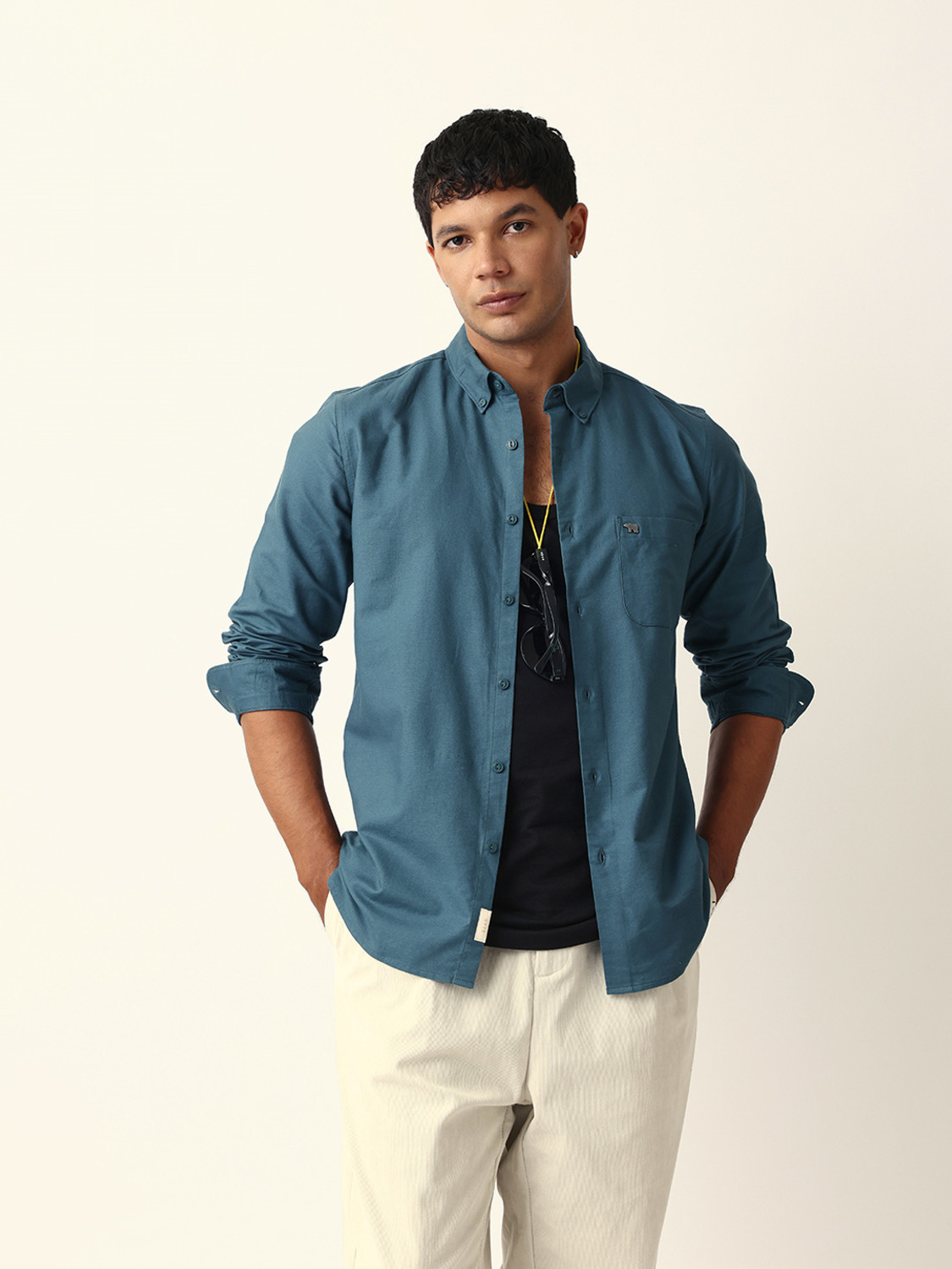 Image of THE BEAR HOUSE Men Solid Casual Blue Shirt