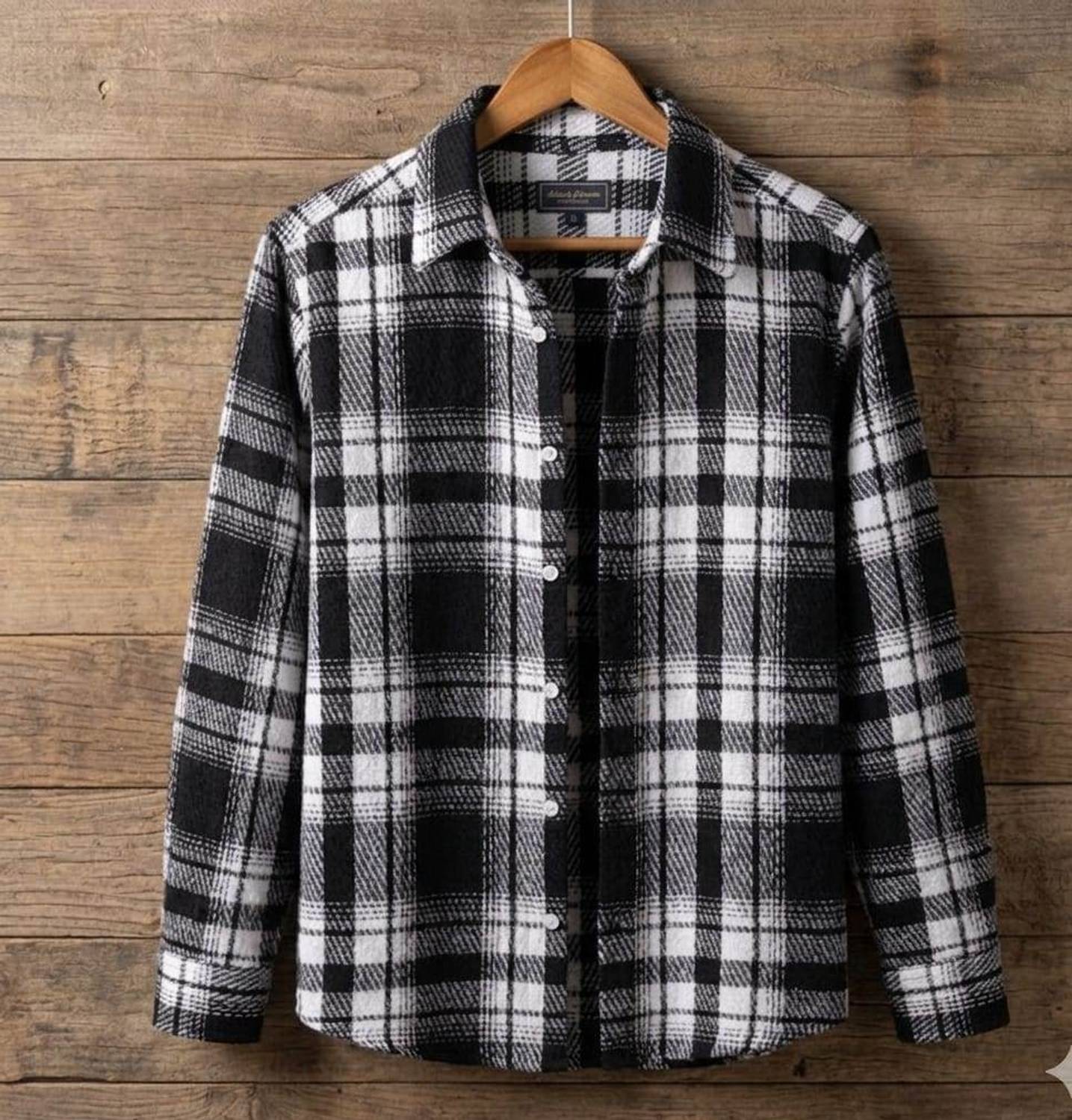 Bishap Men Checkered Casual Black Shirt