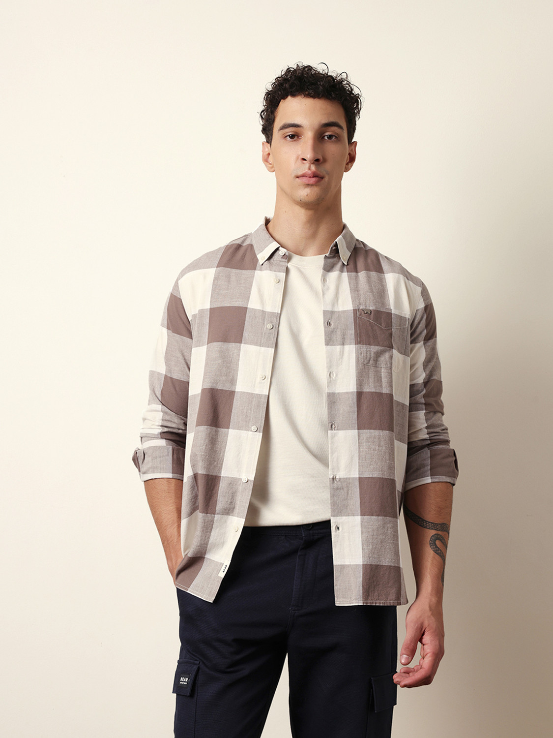 Image of THE BEAR HOUSE Men Checkered Casual Brown, White Shirt