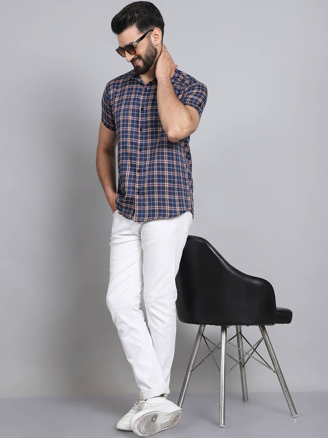 BLEZZA Men Checkered Casual Red Shirt