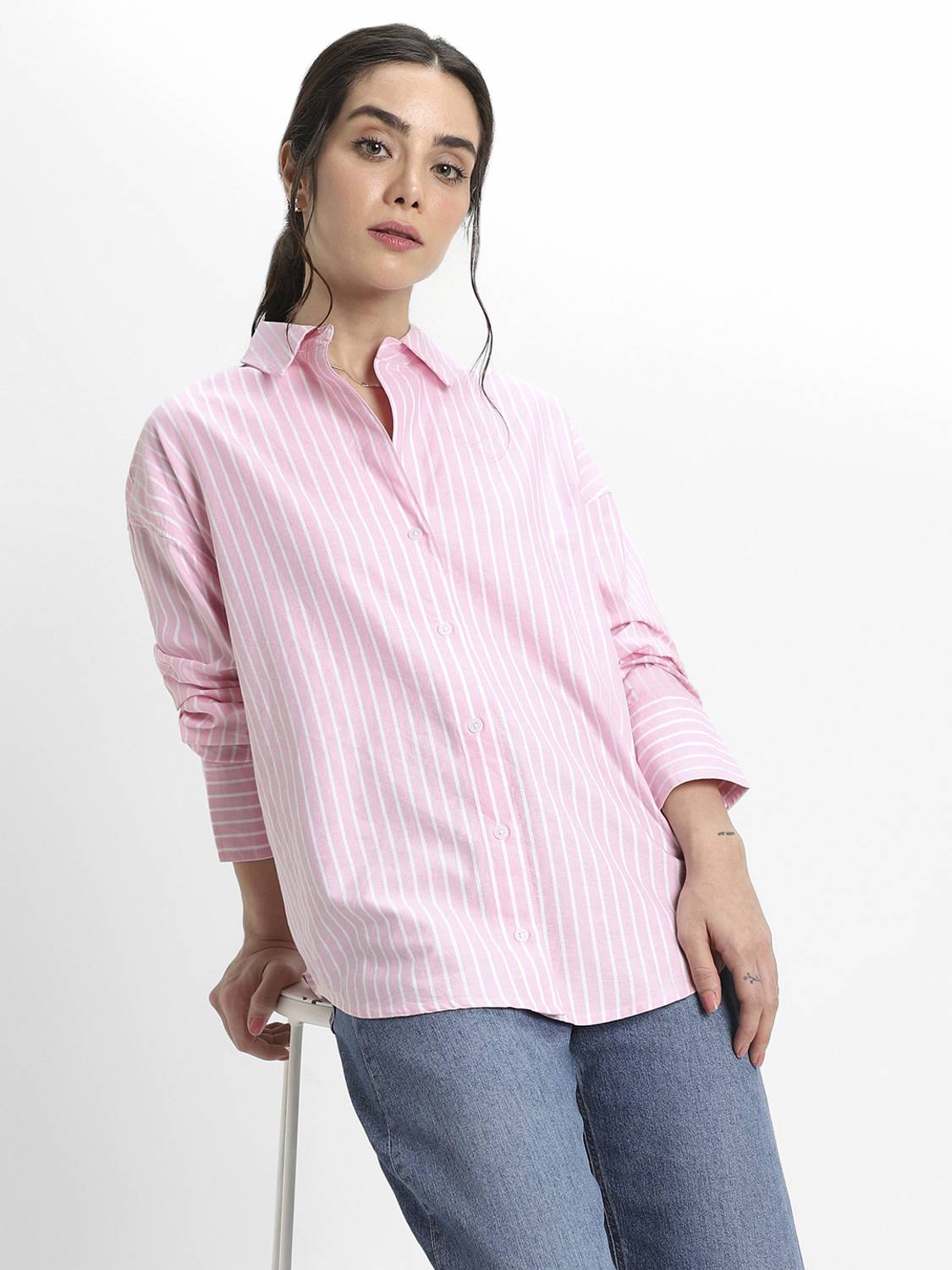 DL Woman Oversized Vertical Striped Oxford Weave Pure Cotton Casual Shirt (L) By Myntra